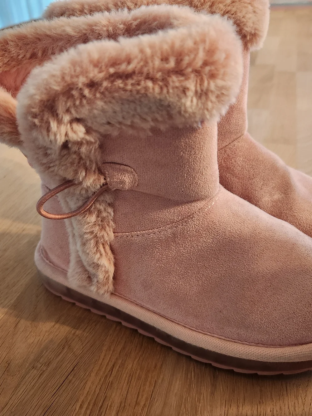 Girls Sugar Plush Pink Faux-Suede Shearling Winter Boots Sz 13 GUC